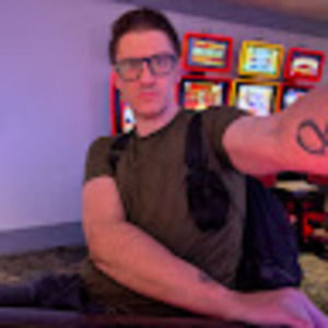 Meet your Posher, Jay